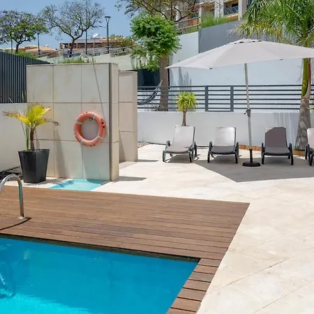 Velluto Албуфейра